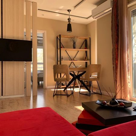 Haris Apartments 地拉那 外观 照片