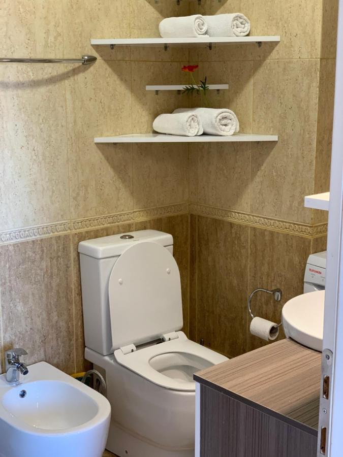 Haris Apartments 地拉那 外观 照片