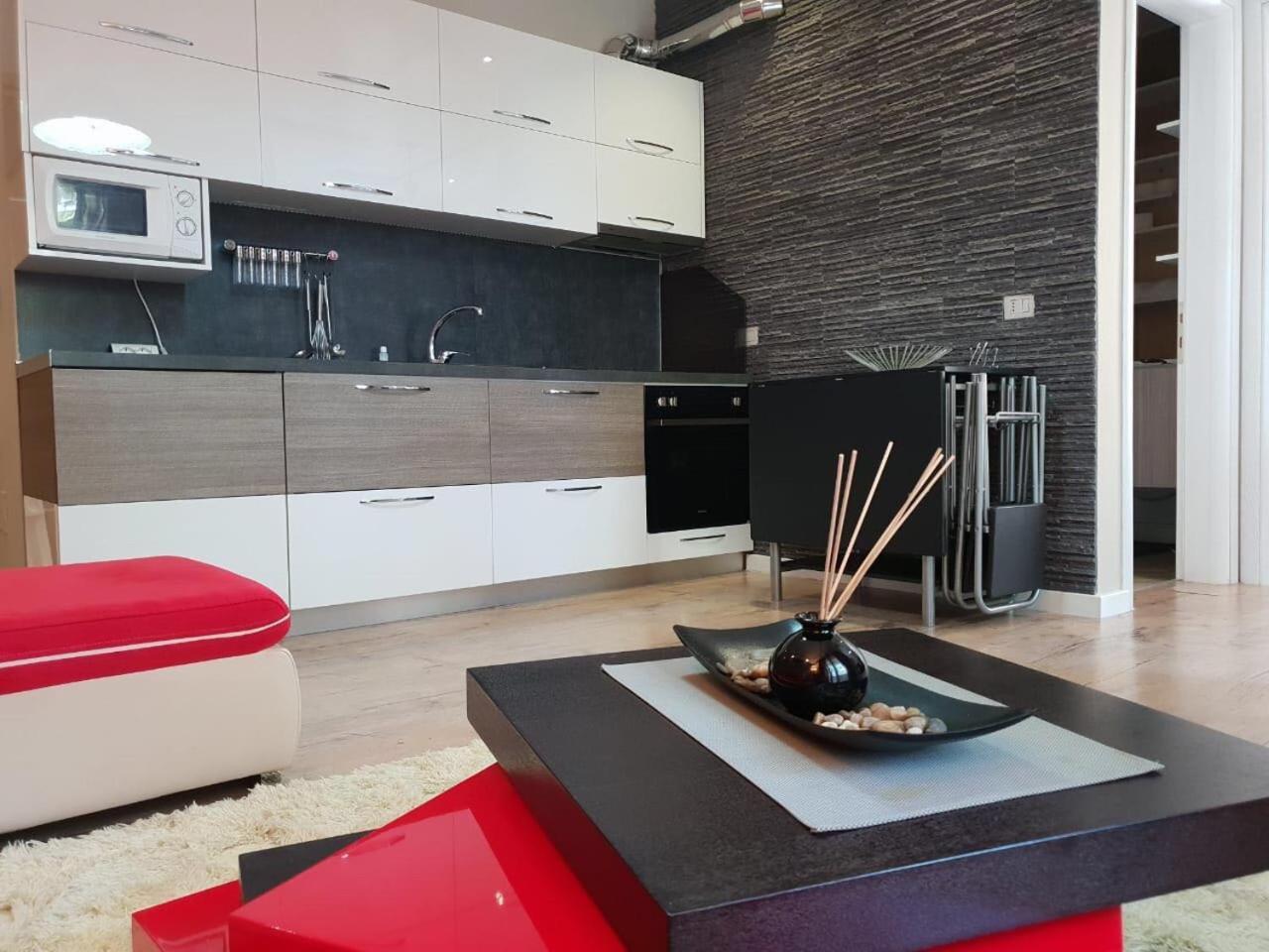Haris Apartments 地拉那 外观 照片