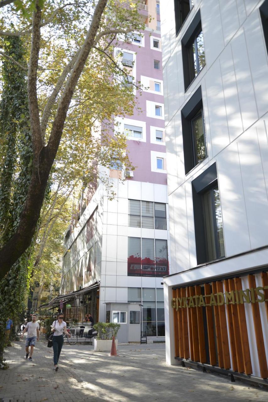 Haris Apartments 地拉那 外观 照片